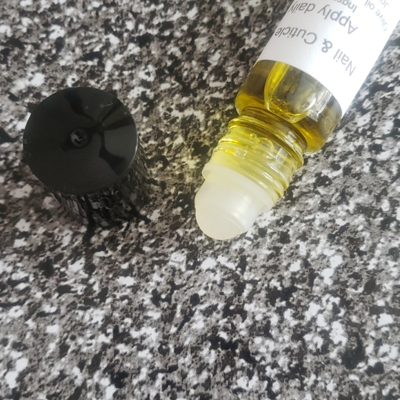 COPY - Cuticle & Nail Care - Picture 5 of 5